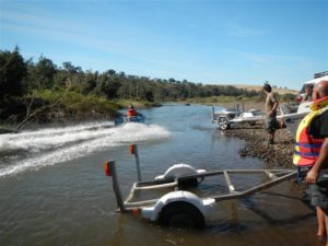 houseboat_weekend_cowra_18_20140820_1875735010