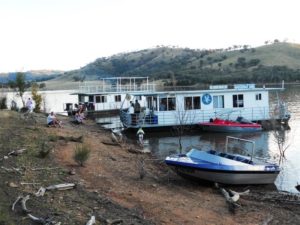 houseboat_weekend_cowra_22_20140820_1917001996